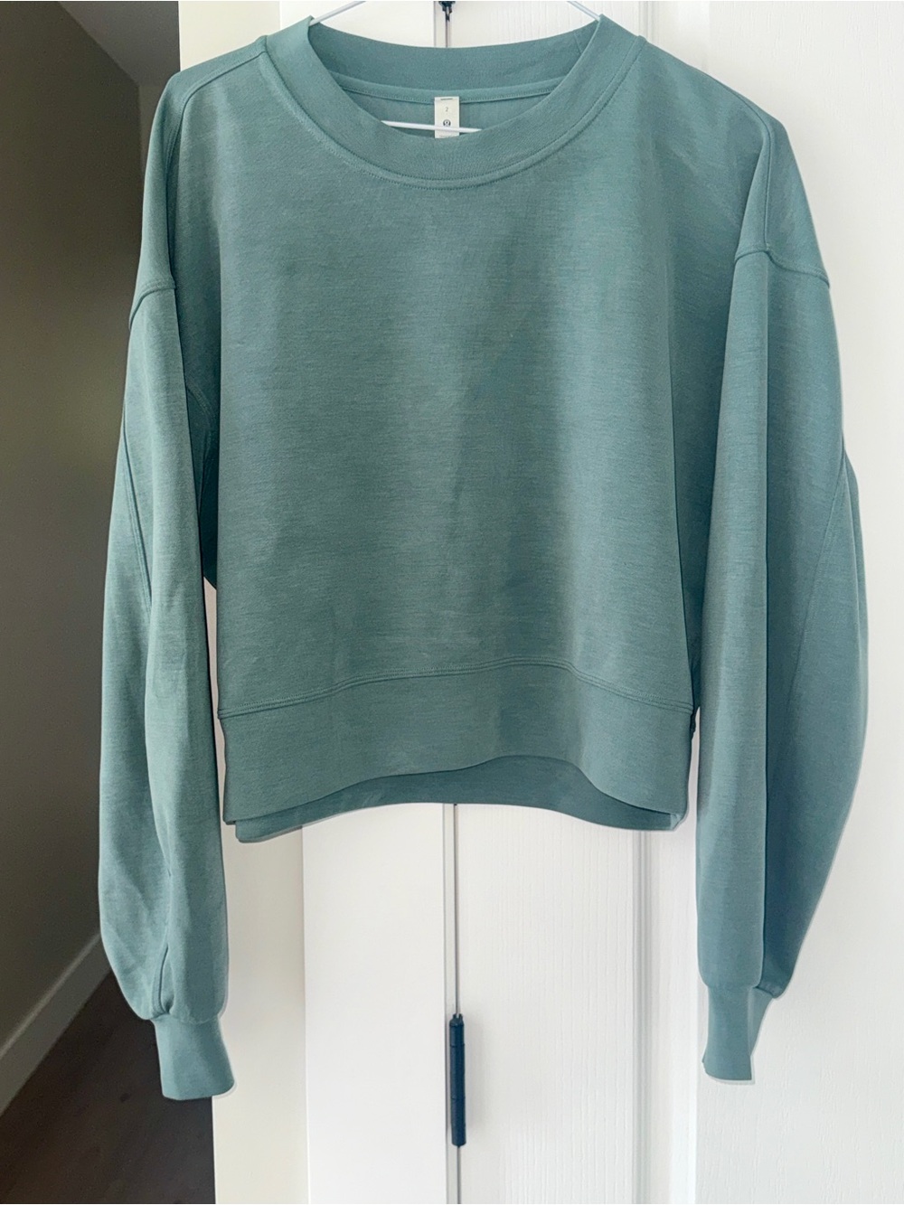 Lululemon Perfectly Oversized Cropped Crew *Softstreme™
Tidewater Teal size 2 - Picture 3 of 8
